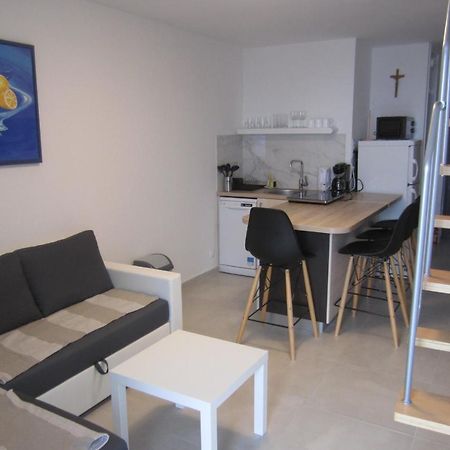 Apartman Valinor Miholascica Екстериор снимка