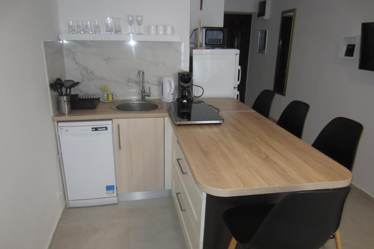 Apartman Valinor Miholascica Екстериор снимка