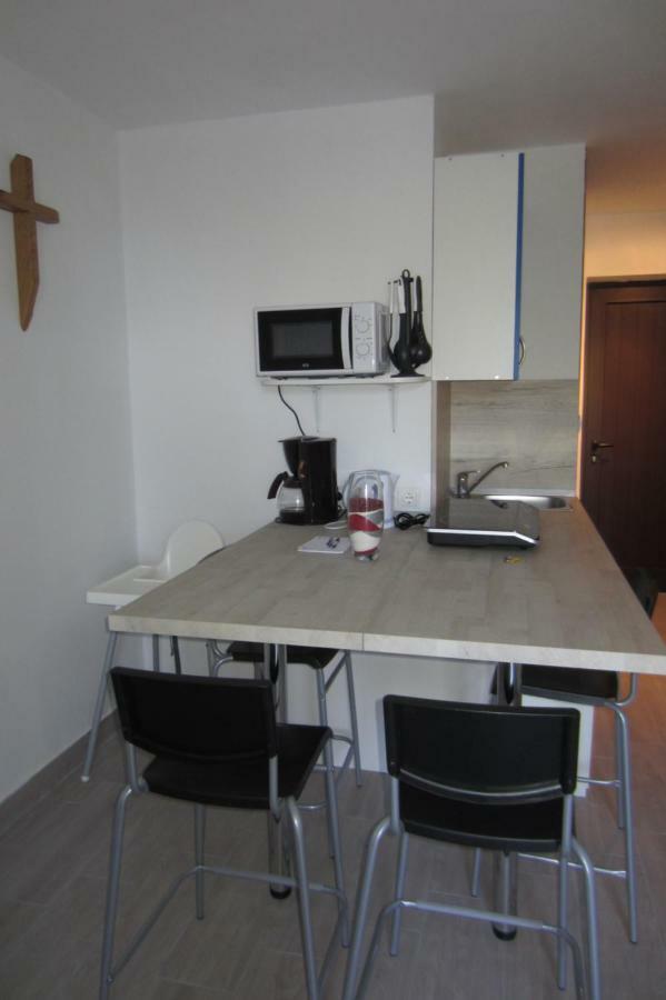 Apartman Valinor Miholascica Екстериор снимка